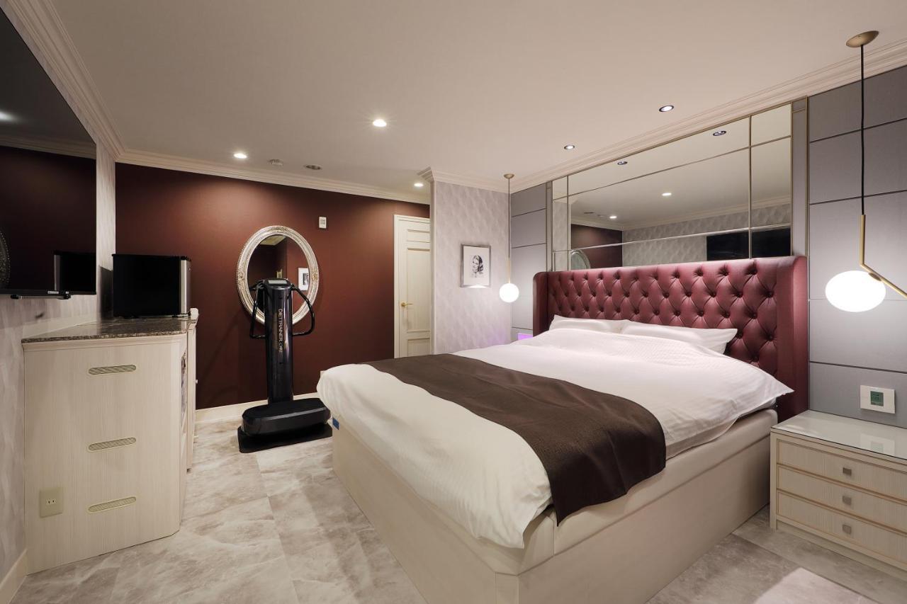 ホテルバースデー岐阜西店 Hotel Birthday Gifuwest (Adults Only) 외부 사진